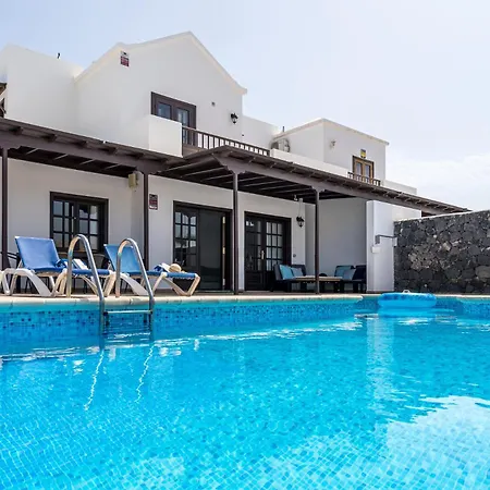 Villablanca Mar Heated Private Pool In A Charming Retreat Of Serenity Playa Blanca (Lanzarote)